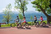 Velofahrer in Locarno Velofahrer in Locarno